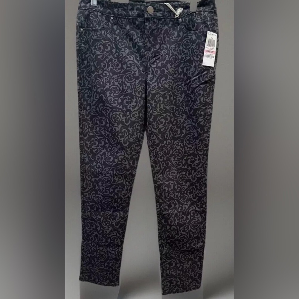Style & Company Black & Gray Skinny Leg Pants Size 10P Petite